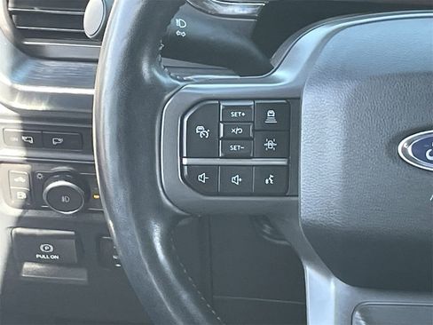 Certified 2022 Ford F150 Lariat w/ Equipment Group 502A High image 18