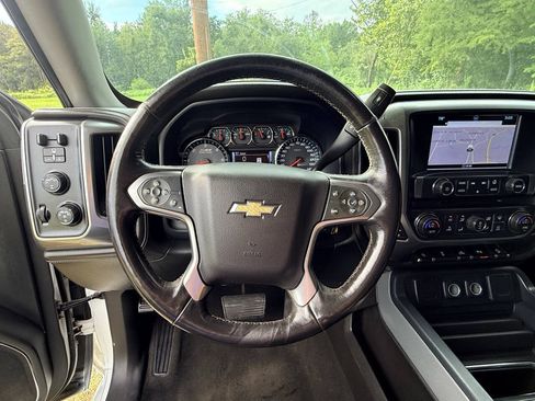 Used 2017 Chevrolet Silverado 1500 LTZ Z71 w/ LTZ Plus Package AWD/4WD image 16