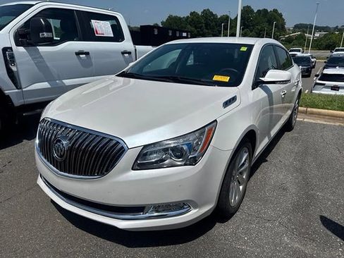Used 2016 Buick LaCrosse Leather w/ Experience Buick Package FWD image 1