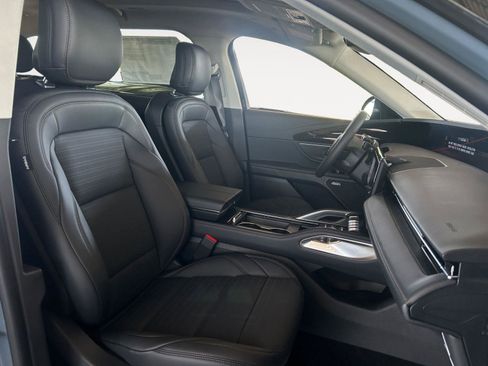 New 2026 Lincoln Nautilus Reserve AWD/4WD image 15