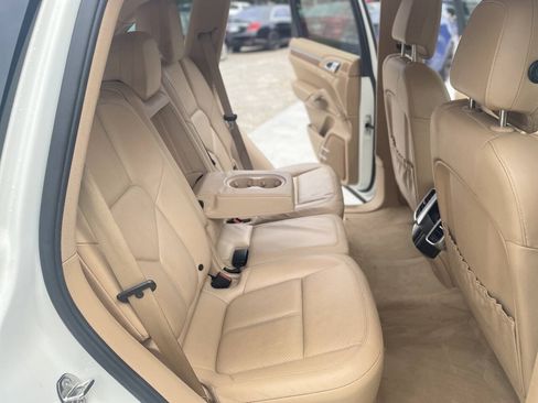 Used 2012 Porsche Cayenne AWD/4WD image 27