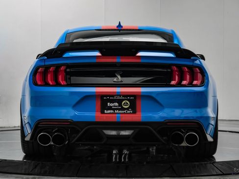 Used 2022 Ford Mustang Shelby GT500 w/ Technology Package RWD image 12