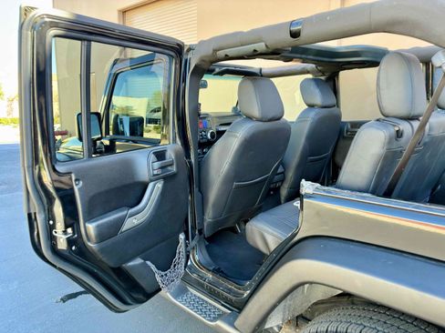 Used 2013 Jeep Wrangler Unlimited Sport AWD/4WD image 47