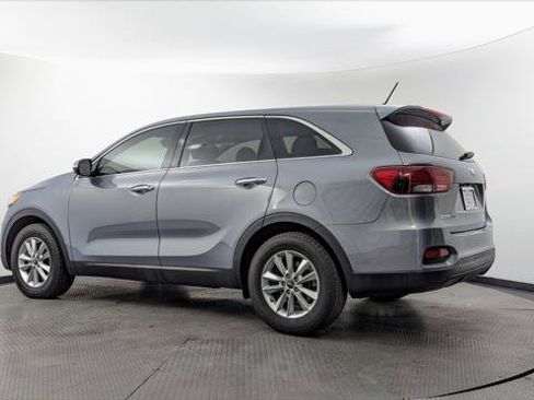 Used 2020 Kia Sorento LX FWD image 6