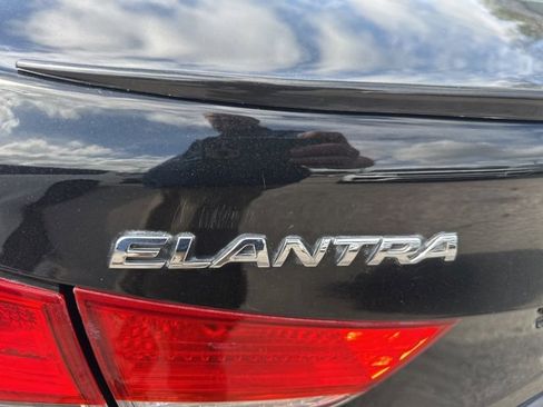 Used 2013 Hyundai Elantra Limited w/ Technology Pkg image 9