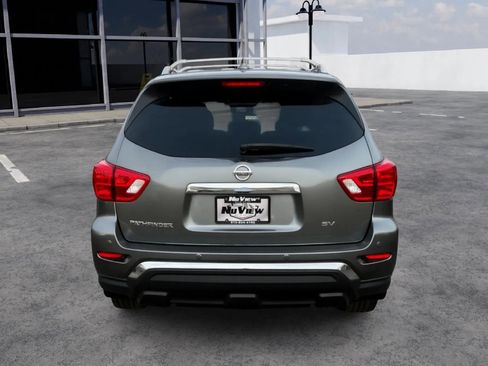 Used 2020 Nissan Pathfinder SV FWD image 4