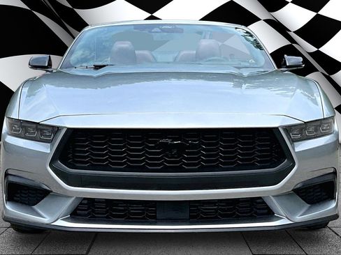 Used 2026 Ford Mustang Premium RWD image 3