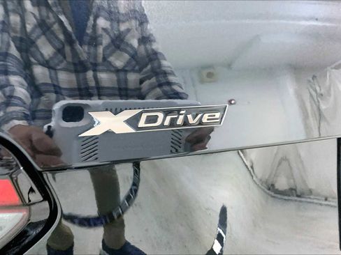 Used 2024 BMW M240i xDrive Coupe w/ Premium Package image 9