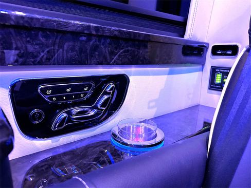 Used 2024 Mercedes-Benz Sprinter 3500 image 12