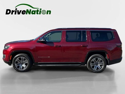 Used 2024 Jeep Wagoneer Series II w/ Flexible Seating Group image 8