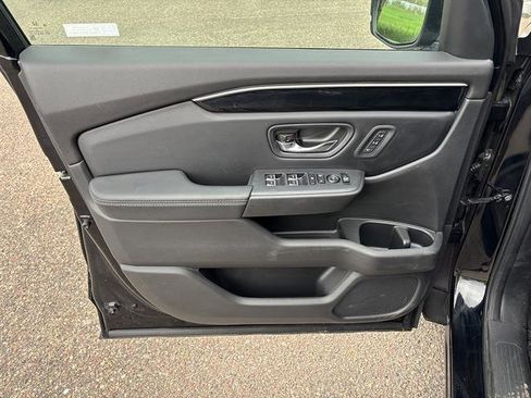 Used 2023 Honda Pilot EX-L image 14