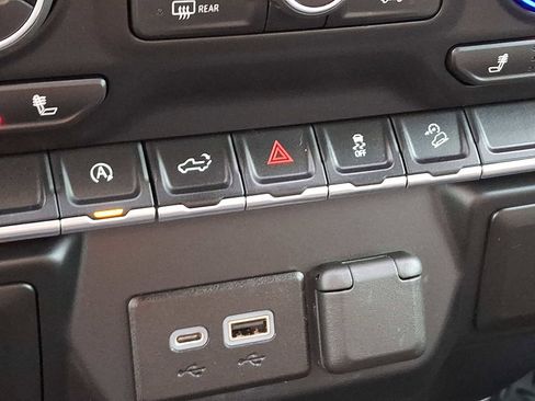 Used 2020 Chevrolet Silverado 1500 RST w/ All-Star Edition image 24