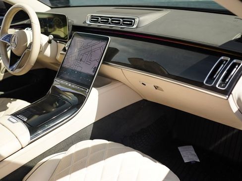 Used 2022 Mercedes-Benz S 500 4MATIC image 22