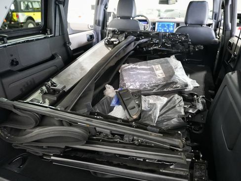 Used 2024 Ford Bronco Wildtrak AWD/4WD image 46