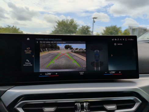 Used 2023 BMW i4 eDrive40 RWD image 19