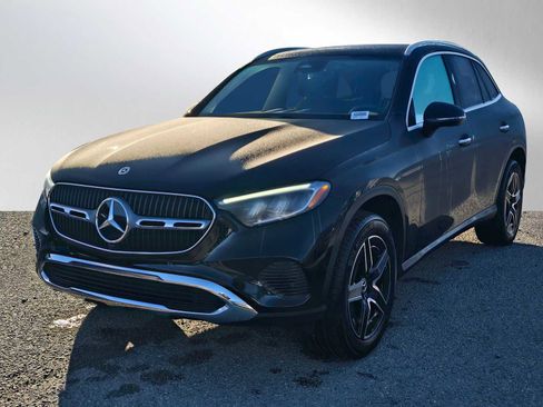 Used 2026 Mercedes-Benz GLC 300 image 8