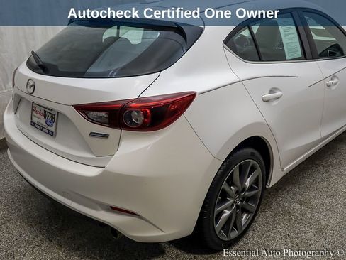 Used 2018 MAZDA MAZDA3 Grand Touring image 7
