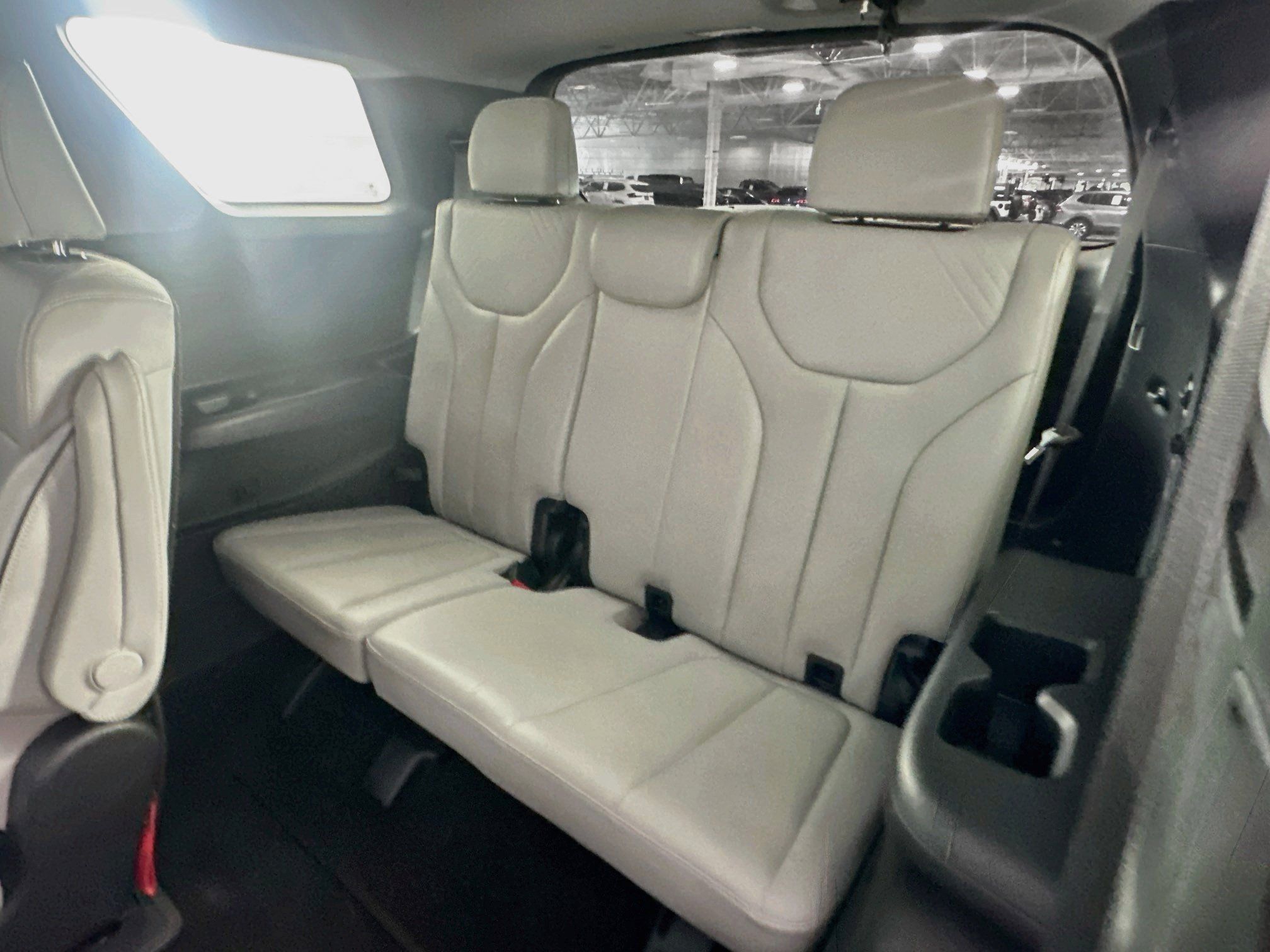 Used 2025 Hyundai Palisade SEL FWD image 30