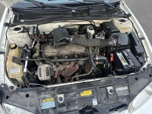 Used 2001 Chevrolet Cavalier Base 4dr Sedan image 15