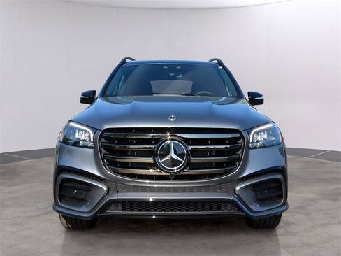 Used 2025 Mercedes-Benz GLS 450 GLS 450 image 4
