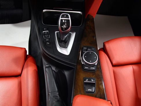 Used 2015 BMW 435i xDrive Convertible image 25