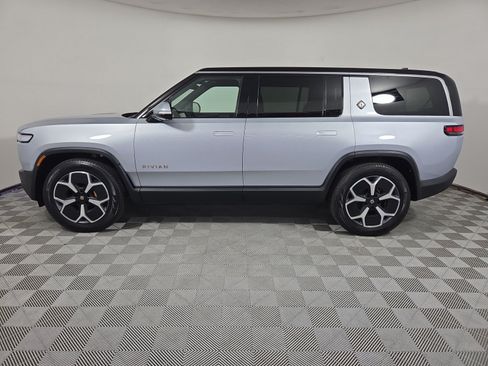 Used 2024 Rivian R1S Adventure AWD/4WD image 2