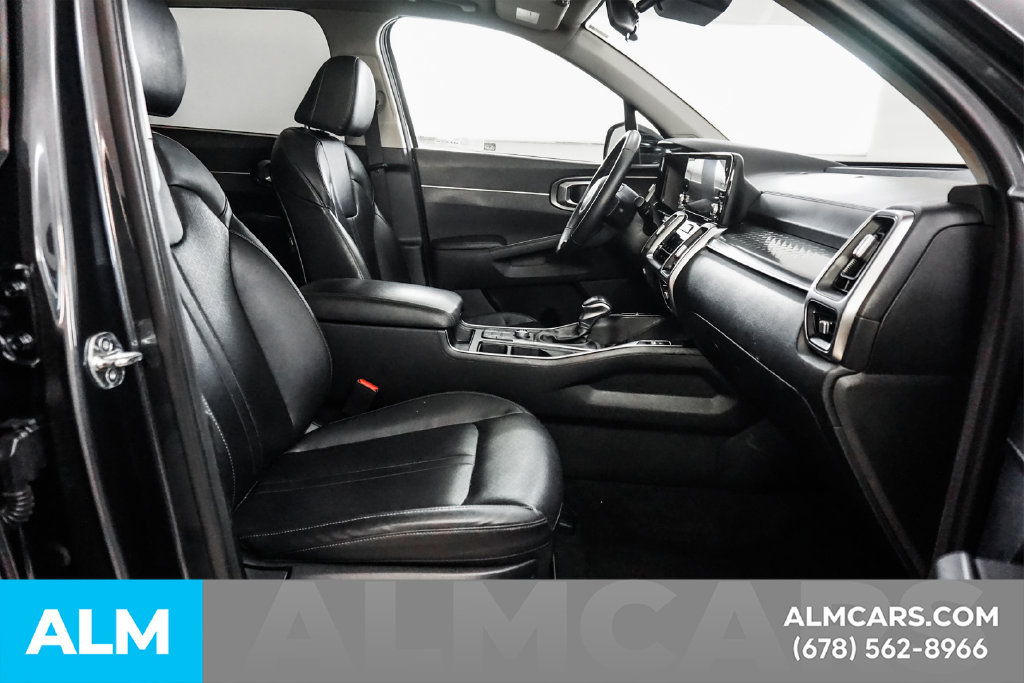 Used 2023 Kia Sorento S w/ Panoramic Sunroof Package FWD image 17
