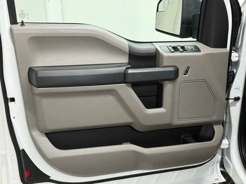 Used 2019 Ford F150 XL w/ Equipment Group 101A Mid AWD/4WD image 19
