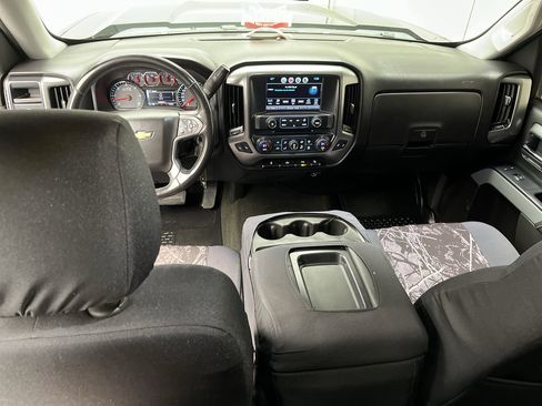 Used 2017 Chevrolet Silverado 1500 LT w/ Midnight Edition AWD/4WD image 4