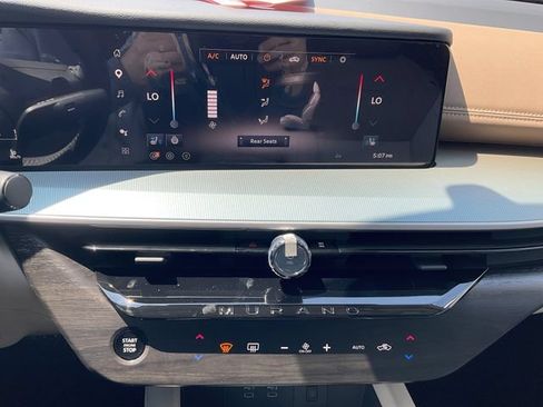 New 2026 Nissan Murano Platinum w/ Cargo Package AWD/4WD image 17