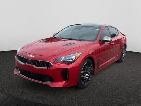 Used 2023 Kia Stinger GT2 RWD image 1