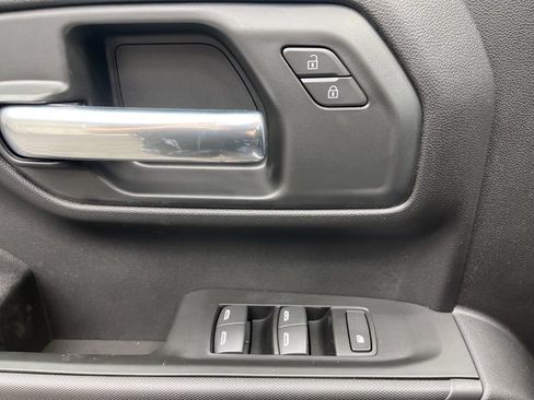 New 2026 GMC Sierra 1500 Pro RWD image 8