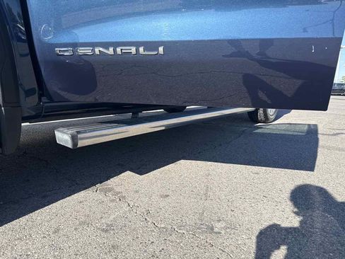 Used 2022 GMC Sierra 1500 Denali AWD/4WD image 13