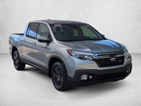 Used 2020 Honda Ridgeline Sport image 3