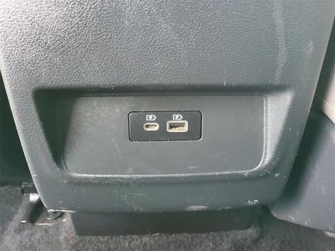 Used 2022 Nissan Frontier SV RWD image 13