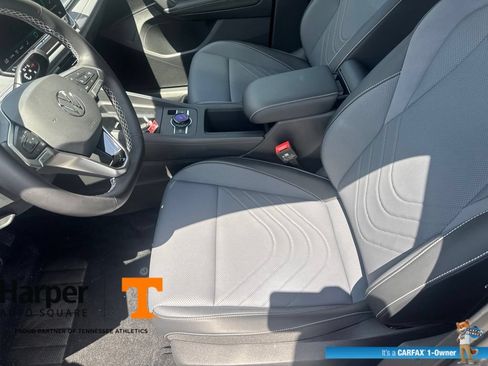 Used 2026 Volkswagen Tiguan SE FWD image 13