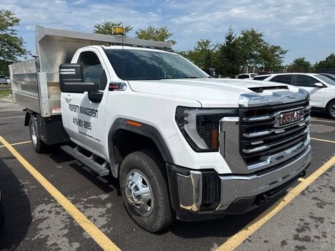 Used 2024 GMC Sierra 3500 SLE w/ Snow Plow Prep Package AWD/4WD image 6