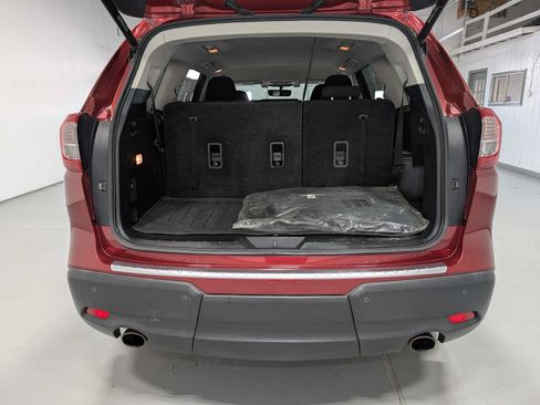 Used 2019 Subaru Ascent Premium w/ Popular Package #2 AWD/4WD image 39
