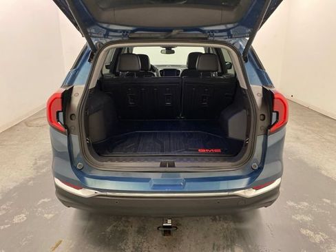 Used 2024 GMC Terrain SLT w/ LPO, Floor Liner Package AWD/4WD image 21