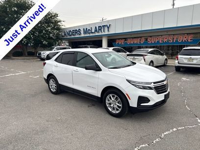 Used 2023 Chevrolet Equinox LS w/ LS Convenience Package
