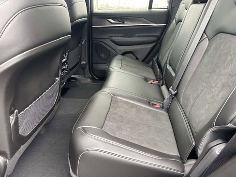 New 2026 Jeep Grand Cherokee Altitude RWD image 8