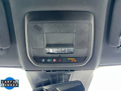 Used 2024 Chevrolet Blazer EV LT AWD/4WD image 31