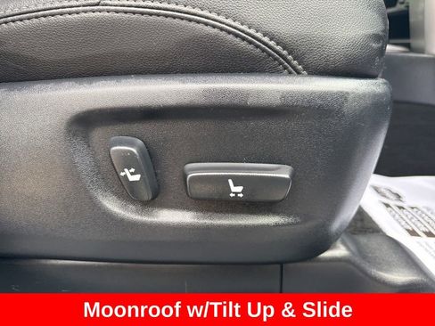 Used 2023 Toyota 4Runner SR5 Premium w/ Moonroof Package image 25