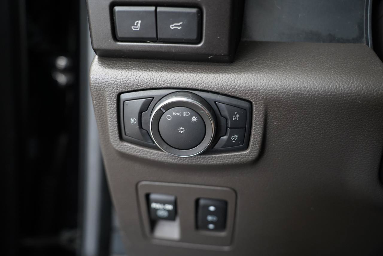 Used 2021 Ford Expedition Limited AWD/4WD image 26