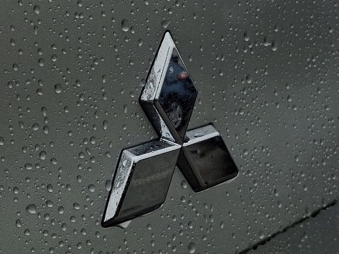 New 2026 Mitsubishi Outlander ES image 24