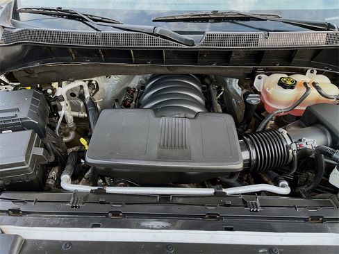 Used 2021 Chevrolet Silverado 1500 LT Trail Boss w/ Convenience Package II image 30