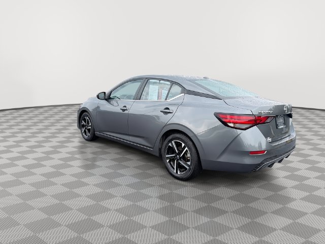 Used 2024 Nissan Sentra SV FWD image 8