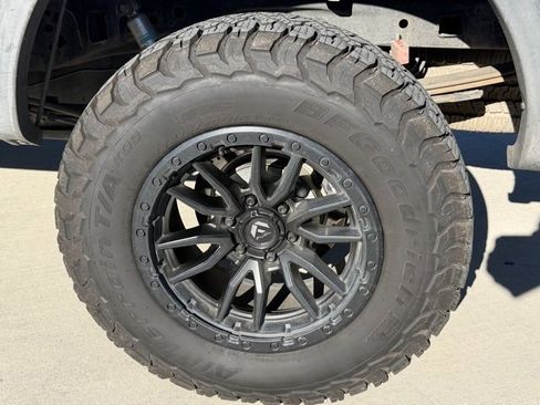 Used 2011 Ford F150 FX4 w/ FX Luxury Pkg image 28