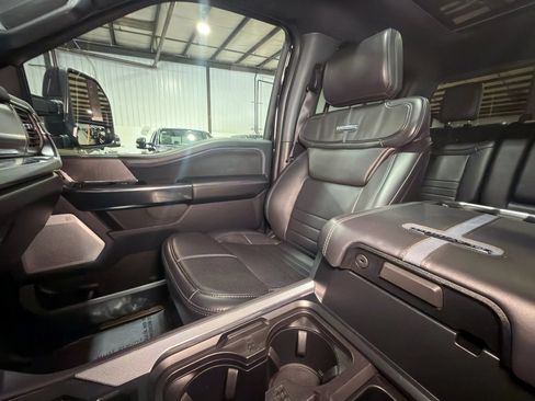 Used 2025 Ford F350 Platinum AWD/4WD image 28