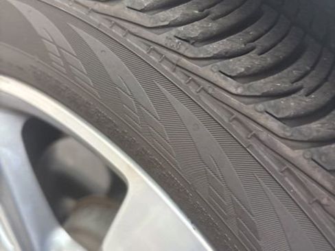 Used 2020 Mercedes-Benz C 300 Sedan image 4